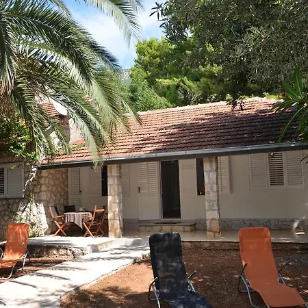 Beach House Mokalo Holiday home Orebic