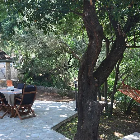 Beach House Mokalo Orebic