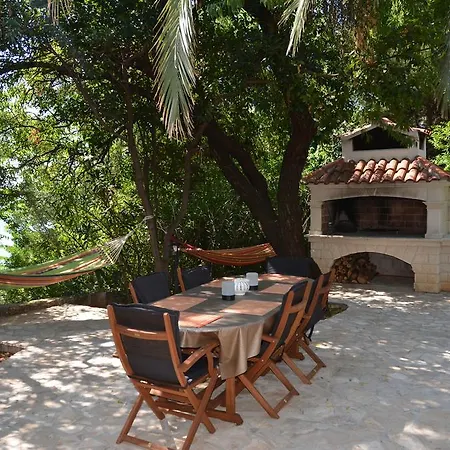 Beach House Mokalo * Orebić